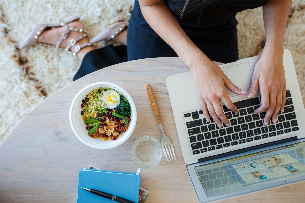 How to eat healthy while working from home?